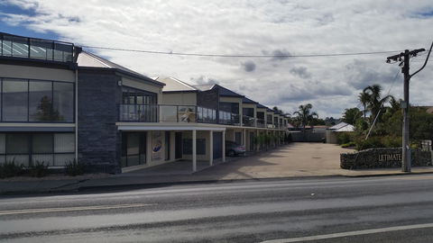 Ultimate Holiday Apartments - Accommodation Gold Coast 0