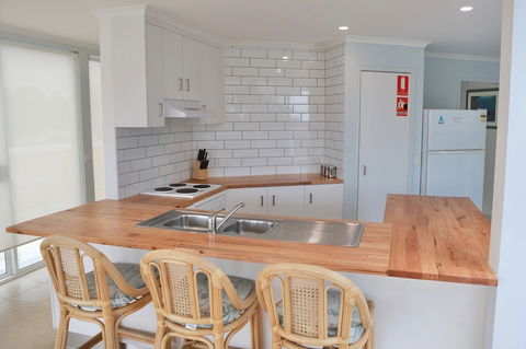 Ultimate Holiday Apartments - Accommodation Gold Coast 1