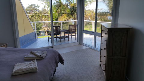 Ultimate Holiday Apartments - Accommodation Gold Coast 4