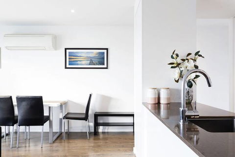 RNR Serviced Apartments North Melbourne - Accommodation Gold Coast 4