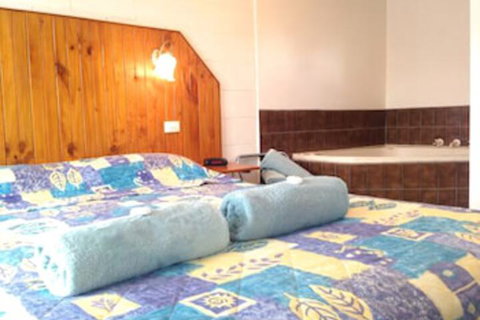 Pelicans Motel San Remo - Accommodation Gold Coast 1