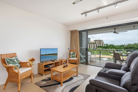 Saltwater Suites - Accommodation Gold Coast 2