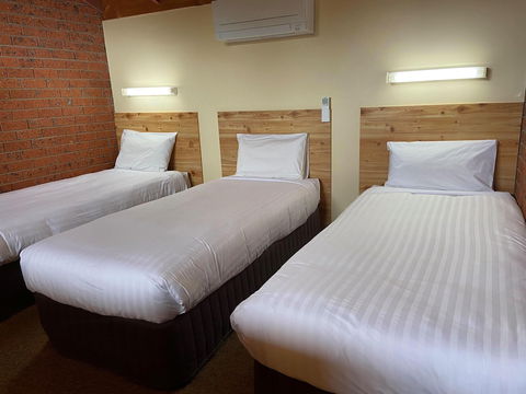 AAt 28 Goldsmith Motel - Accommodation Gold Coast 6