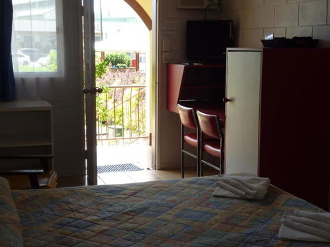 Innisfail City Motel - 1 Gold Coast 4