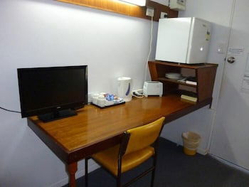Innisfail City Motel - 1 Gold Coast 3