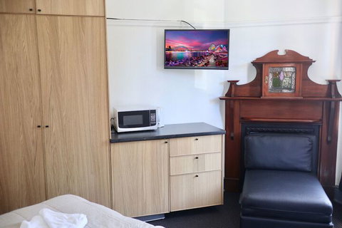 Dunkirk Hotel - 1 Gold Coast 5