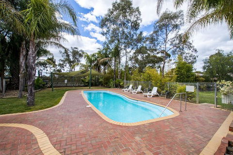 Sportslander Motor Inn - Accommodation Gold Coast 3