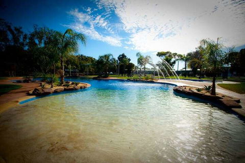 Tasman Holiday Parks - Merool On The Murray - Accommodation Gold Coast 2