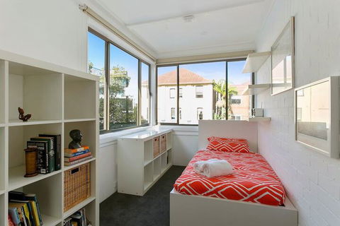 Jacques Avenue - Accommodation Gold Coast 4