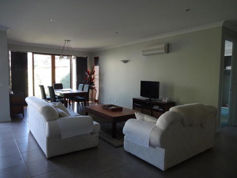 Mews On Frederick - Accommodation Gold Coast 1