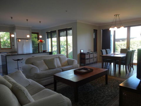 Mews On Frederick - Accommodation Gold Coast 5