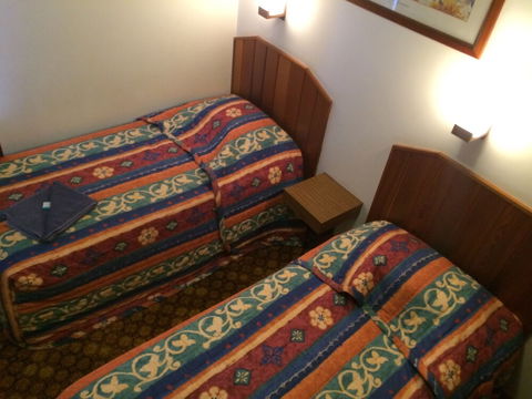 Monarch Motel Hotel - Gold Coast 4U 0