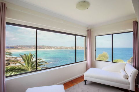 Ultimate Bondi Escape 2 - Accommodation Gold Coast 0