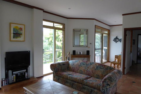 Sea Banksia - Accommodation Gold Coast 2