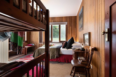 Gumtree Spring - Accommodation Gold Coast 7