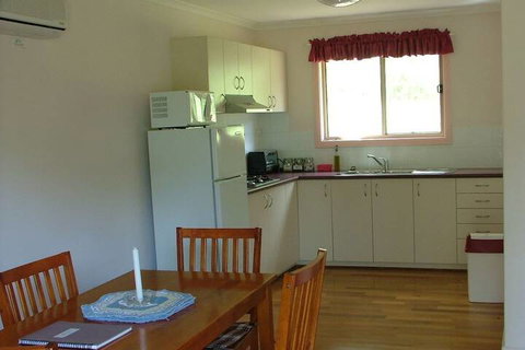 Peacehaven Country Cottages - 1 Gold Coast 5