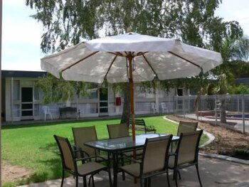 Warrina Motor Inn - 1 Gold Coast 1