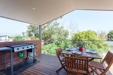 Silversands Beach Cottage - 1 Gold Coast 6