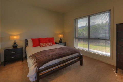 Fairwinds - Essentially Tas - Accommodation Gold Coast 2