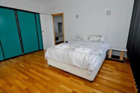 Hill Top Retreat - Accommodation Gold Coast 4