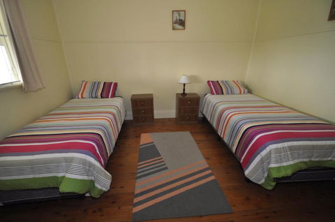 12 Bluewater Drive - Accommodation Gold Coast 1