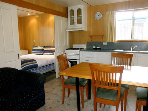 Strahan Beach Tourist Park - Accommodation Gold Coast 0