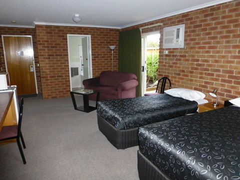 Inverloch Central Motor Inn - Accommodation Gold Coast 3