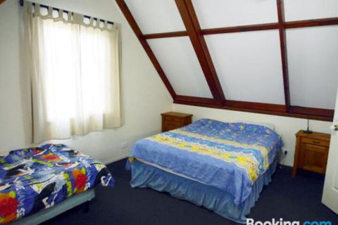 Wyndham Lodge - Accommodation Gold Coast 7