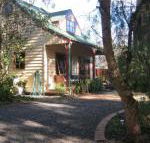 Ballarat cottages incorporating yarrowee cottage  Admirals cottage - Gold Coast 4U