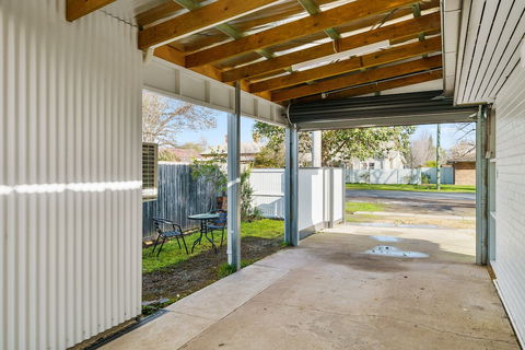 Benson House & Benson Lodge - Accommodation Gold Coast 0