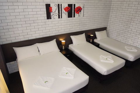 Jackaroo Apartments - Accommodation Gold Coast 3