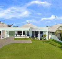 Busselton Beach Resort - Gold Coast 4U