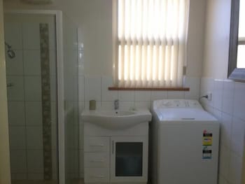 Longbeach Apartments Coffin Bay - Gold Coast 4U 3