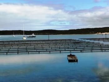 Longbeach Apartments Coffin Bay - Gold Coast 4U 5