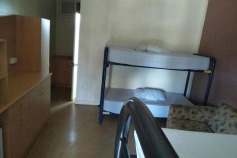 Palm Court Backpackers - Gold Coast 4U 4