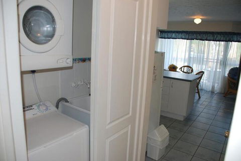 Jade Waters Holiday Apartments - Accommodation Gold Coast 2