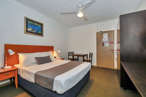 Darwin City Edge Motel & Suites - 1 Gold Coast 6