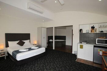 Shoredrive Motel - Gold Coast 4U 3