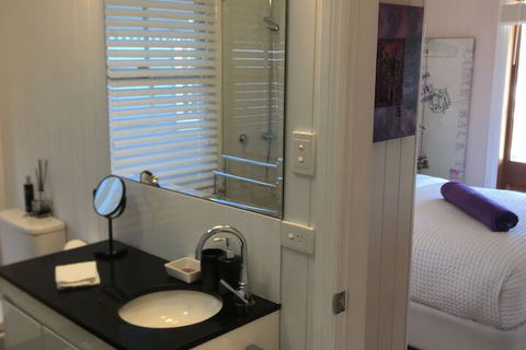 Swan Inn Bed & Breakfast - Accommodation Gold Coast 5