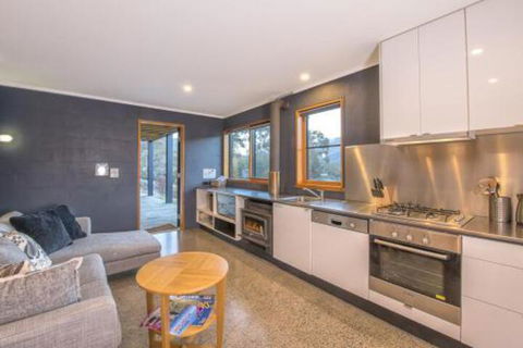 Studio 13 - Accommodation Gold Coast 7