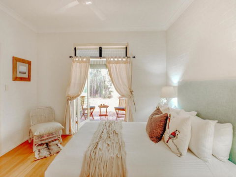 Billabong Moon - Accommodation Gold Coast 1