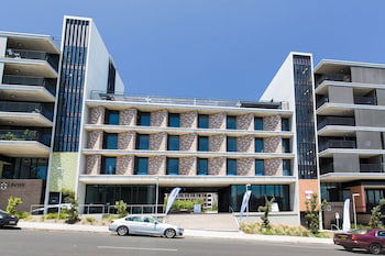 Racecourse Space Pop Up - Accommodation Gold Coast 6