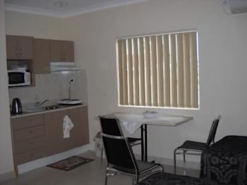 Molika Springs Motel - Accommodation Gold Coast 3