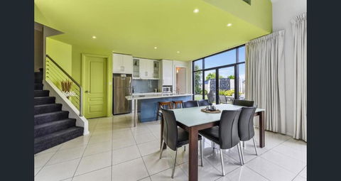 Merlot Verdelho Townhouses - Accommodation Gold Coast 3