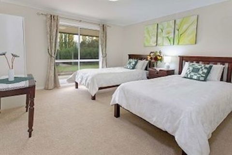 Brookfield Guesthouse - Accommodation Gold Coast 3