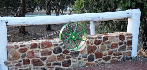 Eleebana Guest House - Gold Coast 4U 4