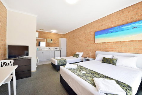 Cranbourne Motor Inn - Accommodation Gold Coast 4