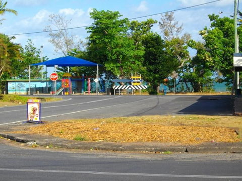 Kurrmine Beach Motel - Accommodation Gold Coast 2