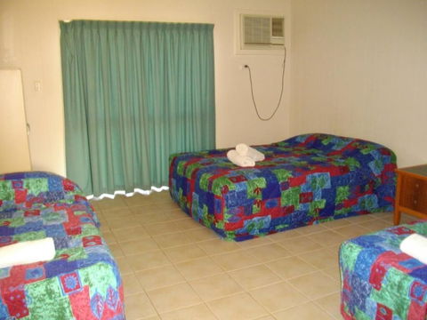 Kurrmine Beach Motel - Accommodation Gold Coast 5