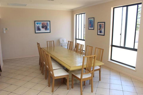 The Lighthouse Beachfront Accommodation - Accommodation Gold Coast 6